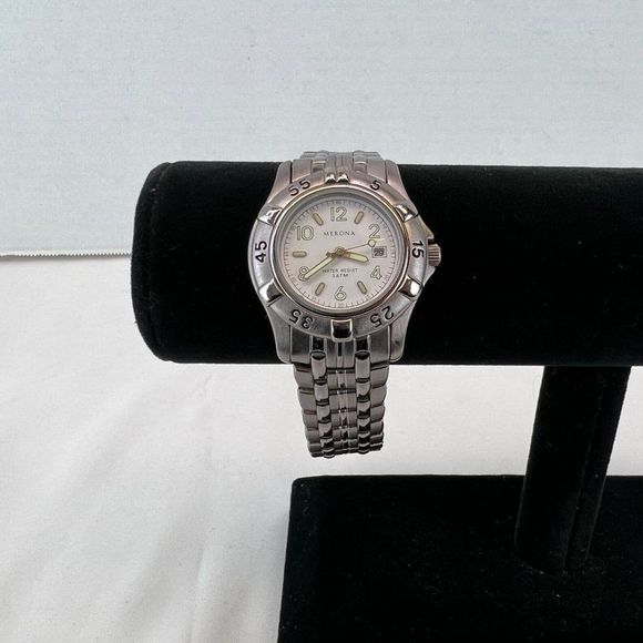 Merona Wrist Watch Analog With Day Counter - Picture 1 of 6